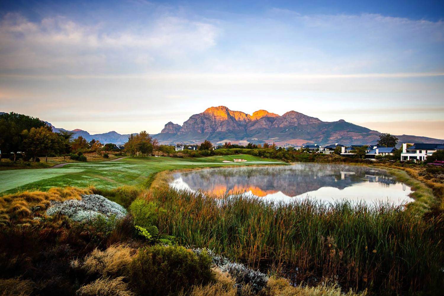 Pearl Valley golf course surrounded by mountains